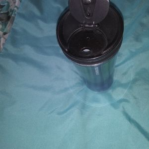 Starbucks 2011 3D green/black flip top Tumbler